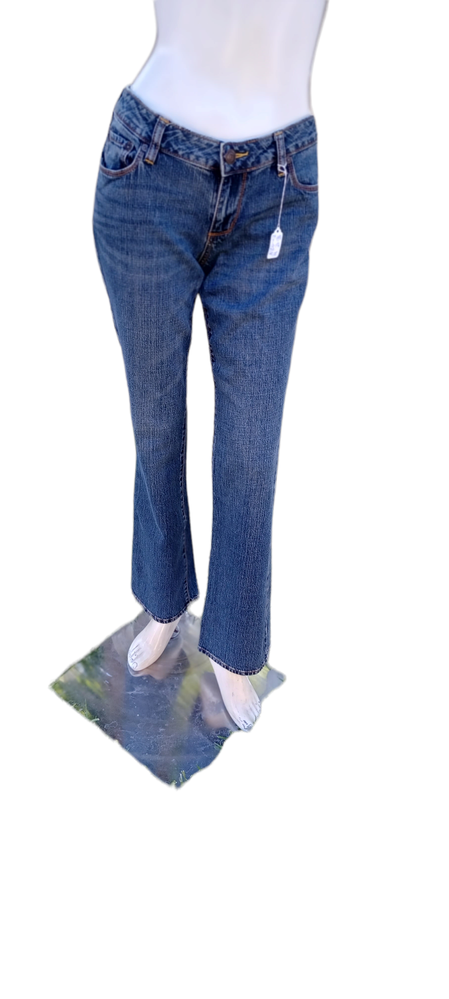 Sku 42222 PRE-OWNED....Bullhead Bootcut Jeans Size 11L