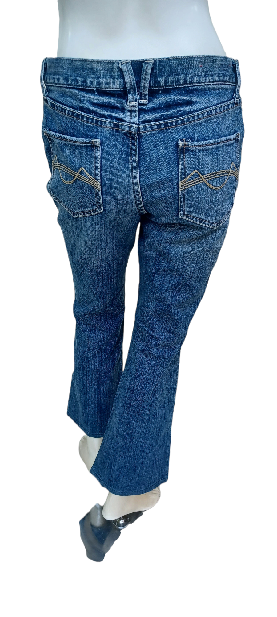 Sku 50377..Preowned Mossimo Supply Co Bootcut Jeans Size 7
