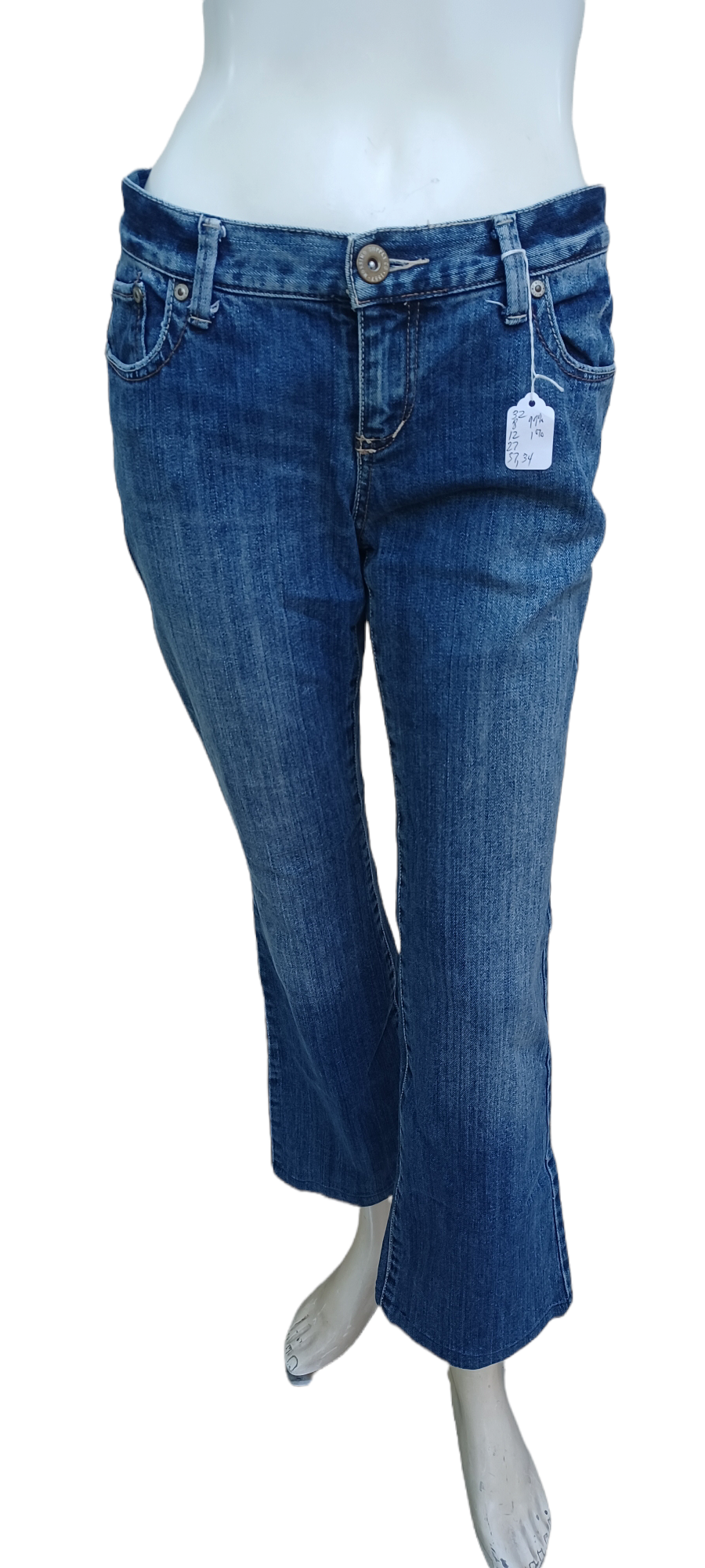 Sku 50377..Preowned Mossimo Supply Co Bootcut Jeans Size 7