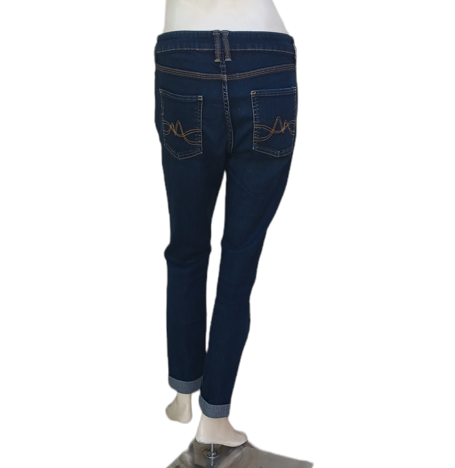 Sku 42265...Preowned NY&C Skinny Jeans Size 4
