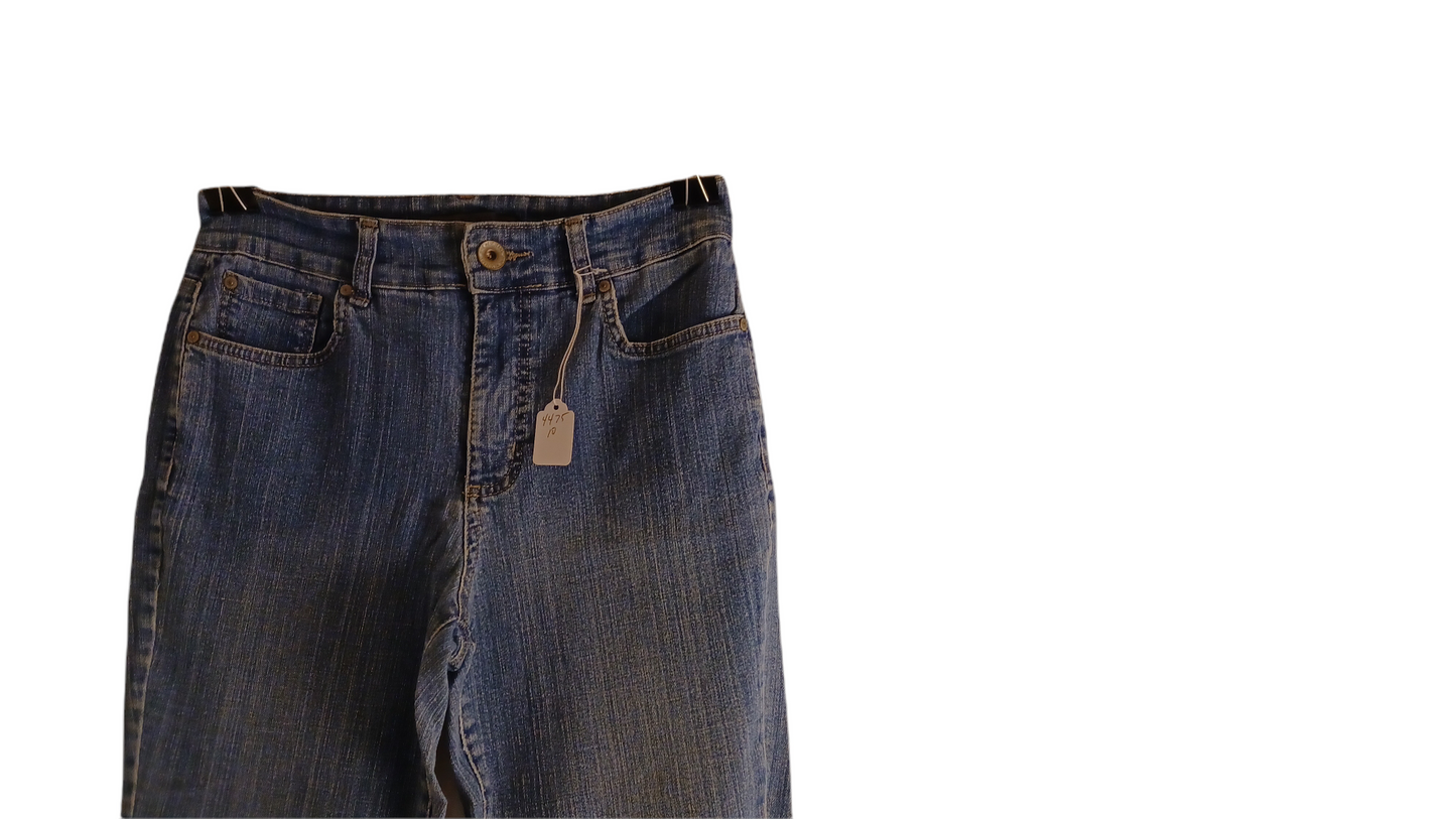 Sku 447510....Preowned Nine West Bootcut Jeans Size 6/27