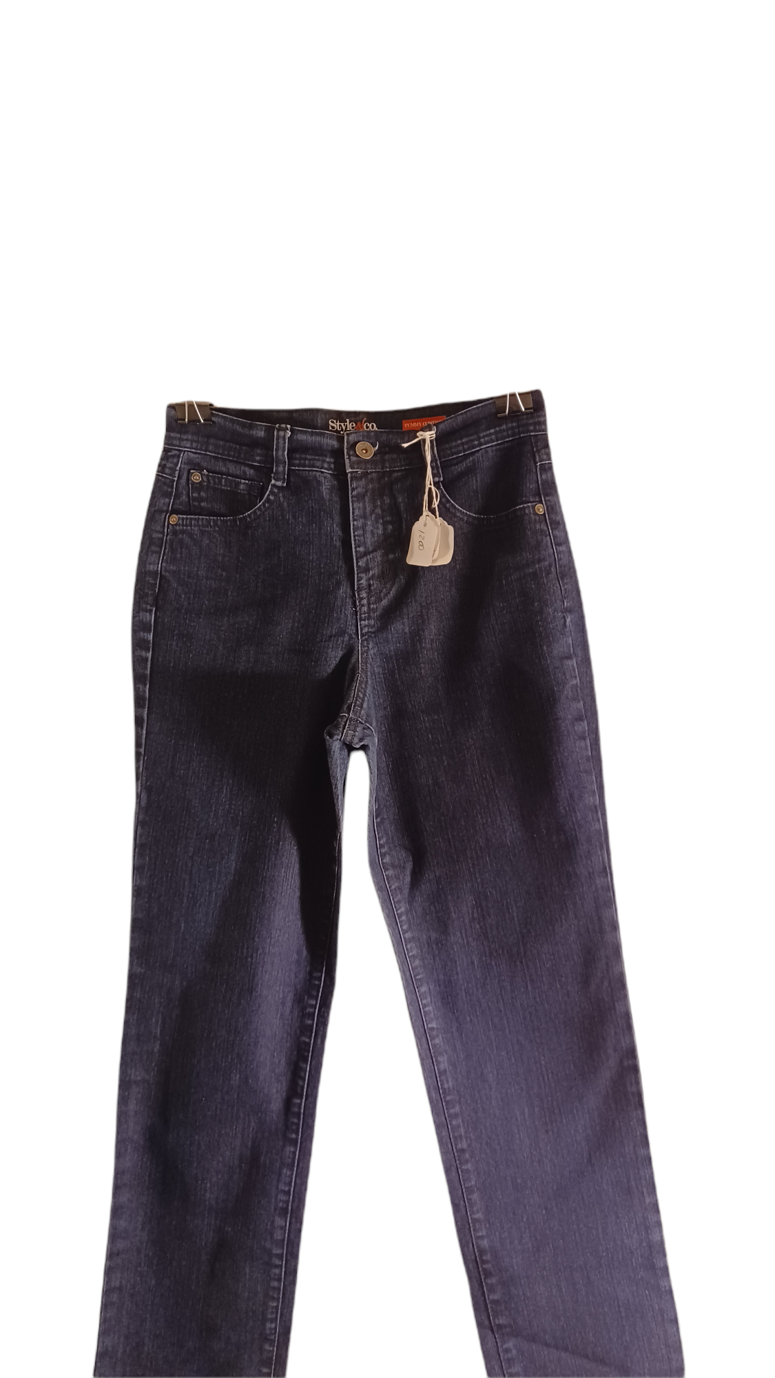 Sku 120011 PRE-OWNED.....Style&Co. Straight Leg Jeans Size 4