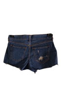 Load image into Gallery viewer, PRE-OWNED......Old Navy Boyfriend Jean Shorts Size 0
