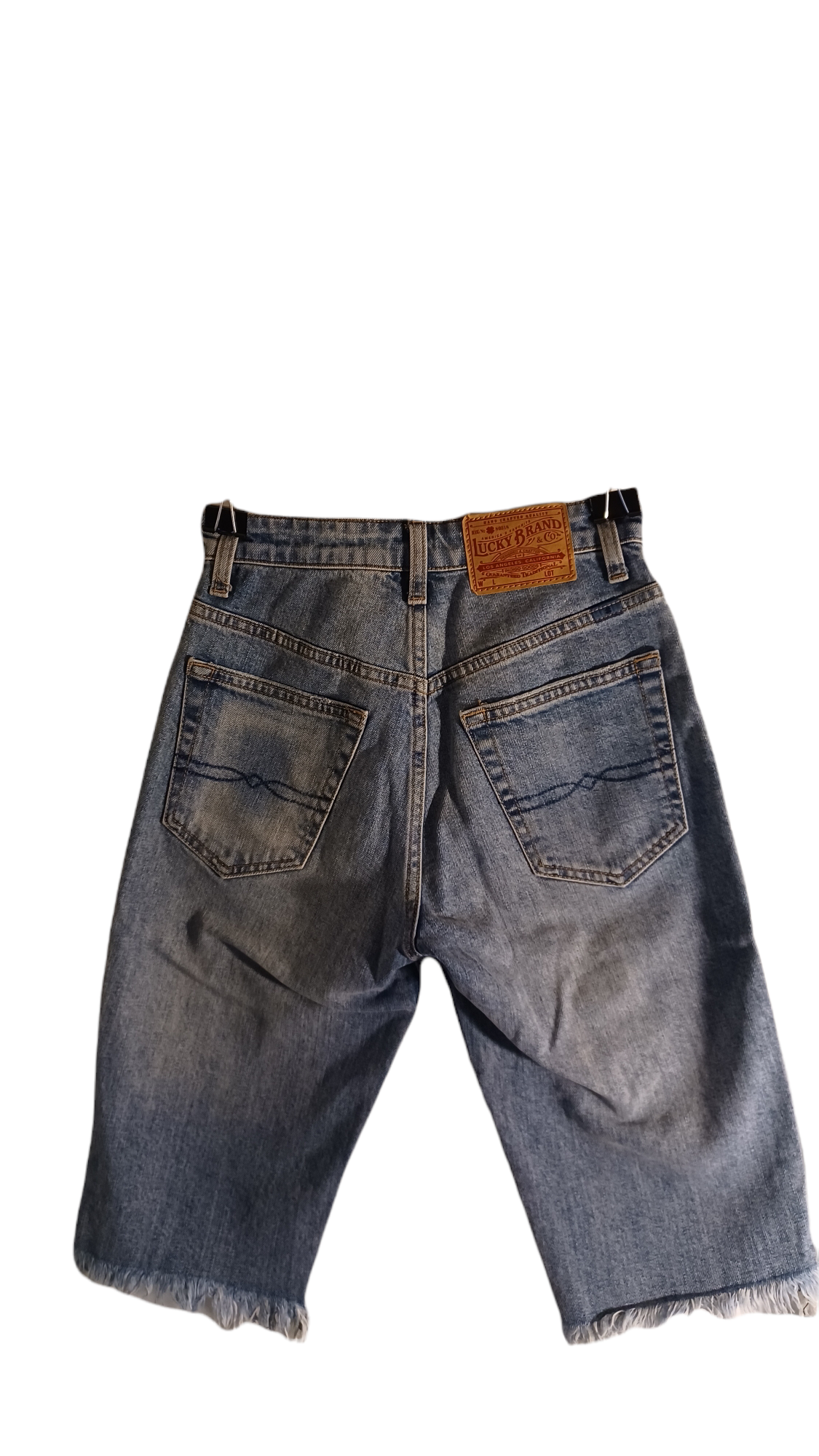 Sku 597930 PRE-OWNED....Lucky Brand Jean Shorts Size 00/24