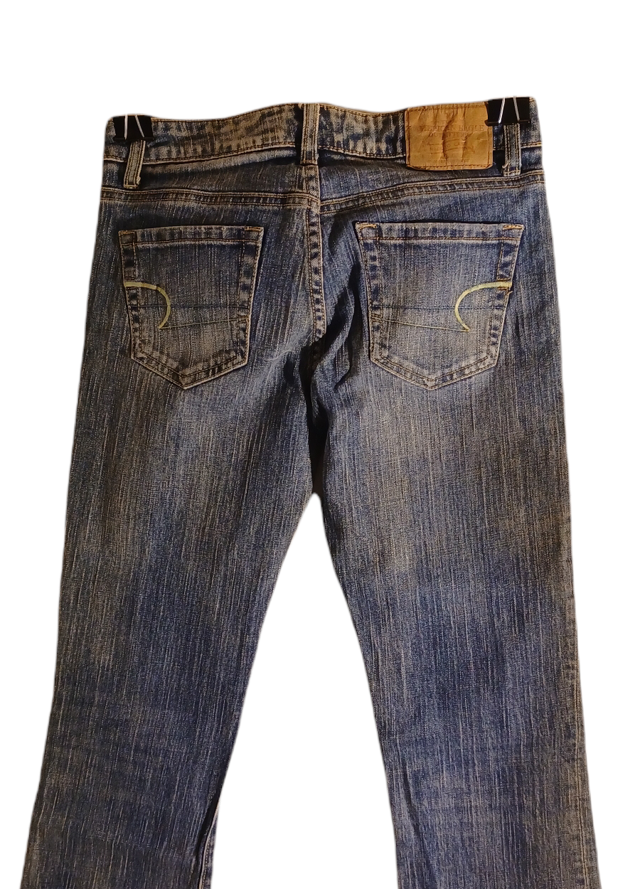Sku 12079 PRE-OWNED....American Eagle Bootcut Jeans Size 2L