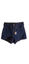 Load image into Gallery viewer, PRE-OWNED.....Wild Fable Jean Shorts Size 2/26R
