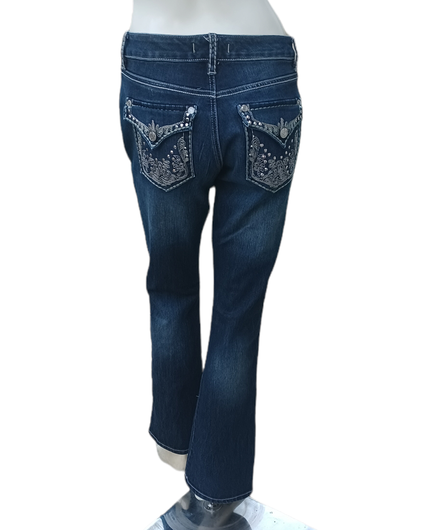 Sku 540414.....Preowned Nine West Vintage America Bootcut Jeans Size 2