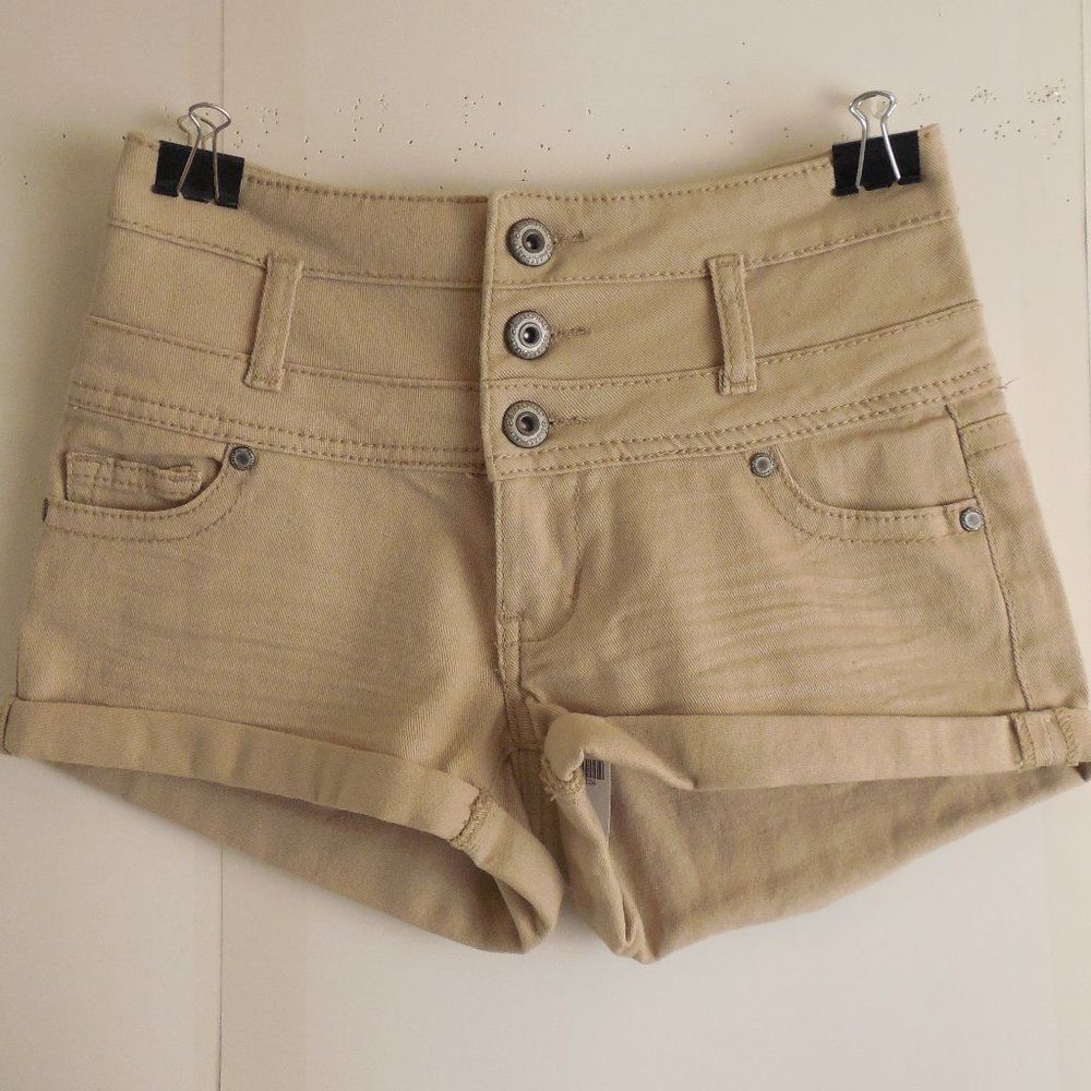 8154....NWT- Wet Seal Blue Asphalt Jean Shorts Size 1