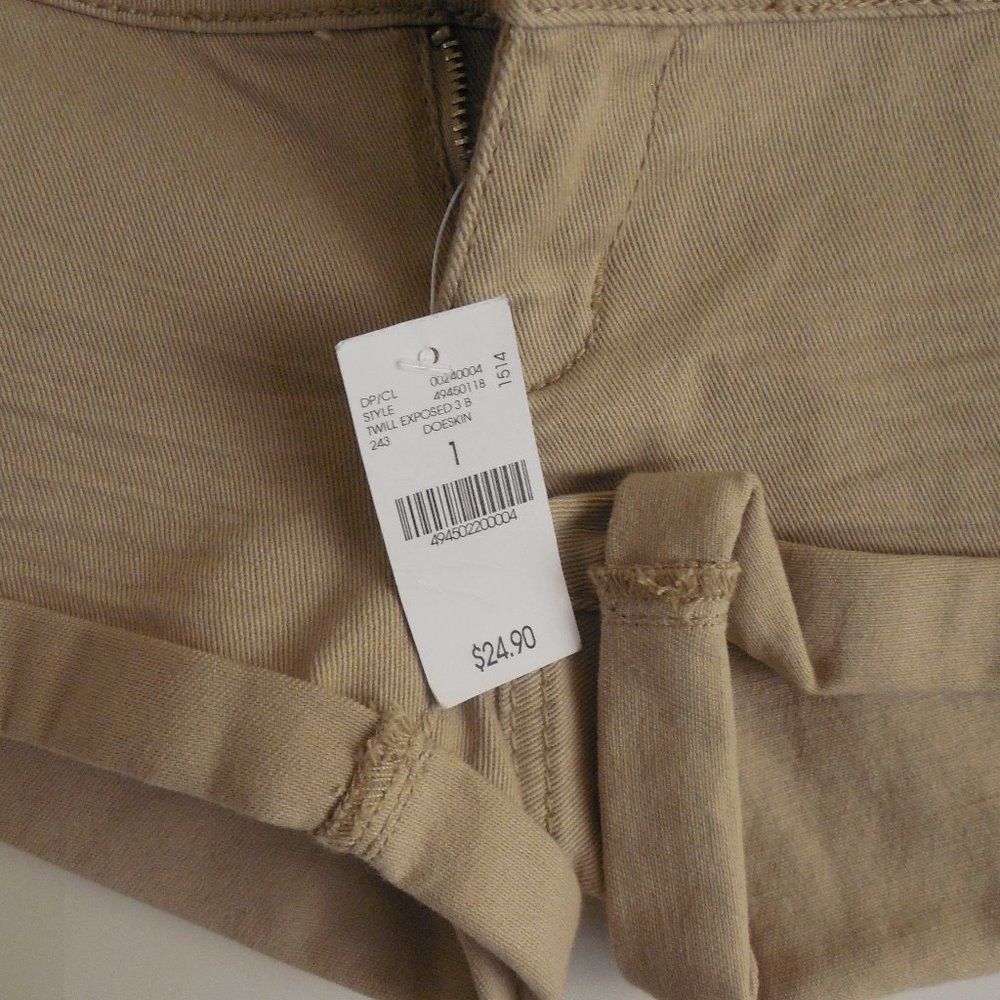 8154....NWT- Wet Seal Blue Asphalt Jean Shorts Size 1