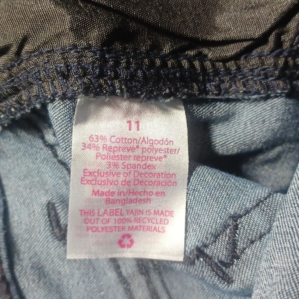 649639....NO-BO Skinny Jeans Size 11, W28" 26"Inseam 10"Rise