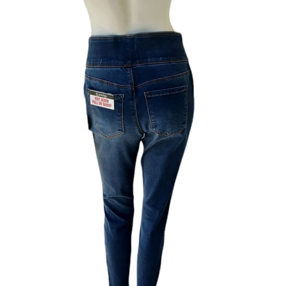 537030...d. Jeans Pull on Skinny Jeans Size 6, W26"  28"Inseam 9 1/2"Rise