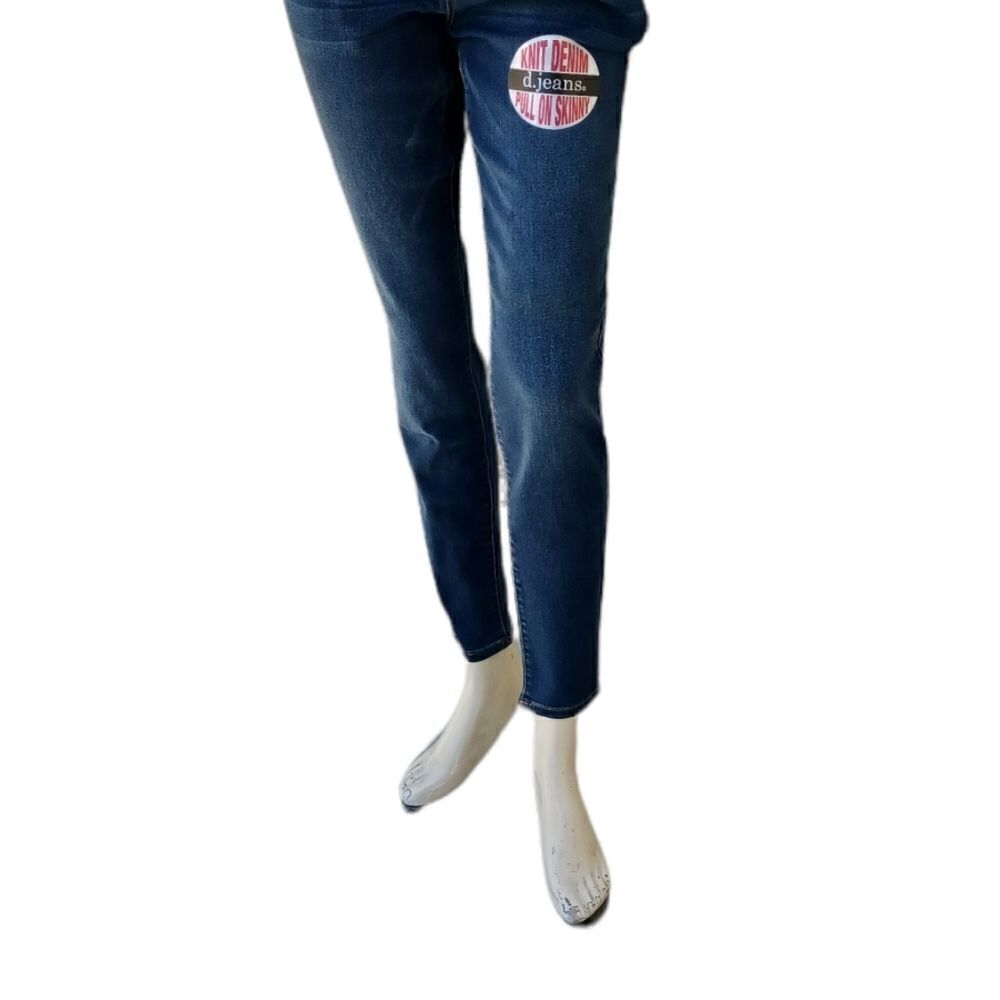 537030...d. Jeans Pull on Skinny Jeans Size 6, W26"  28"Inseam 9 1/2"Rise
