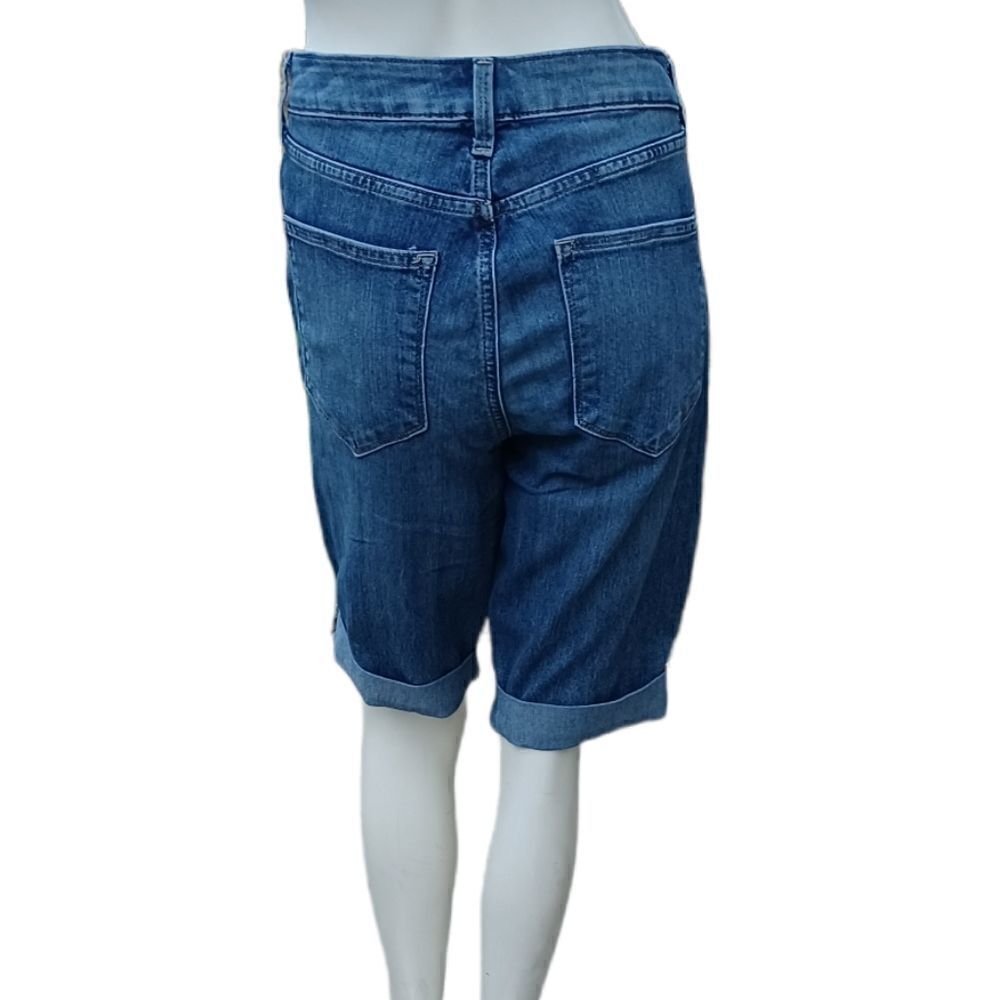 55223...Sonoma Jean Shorts Size 8