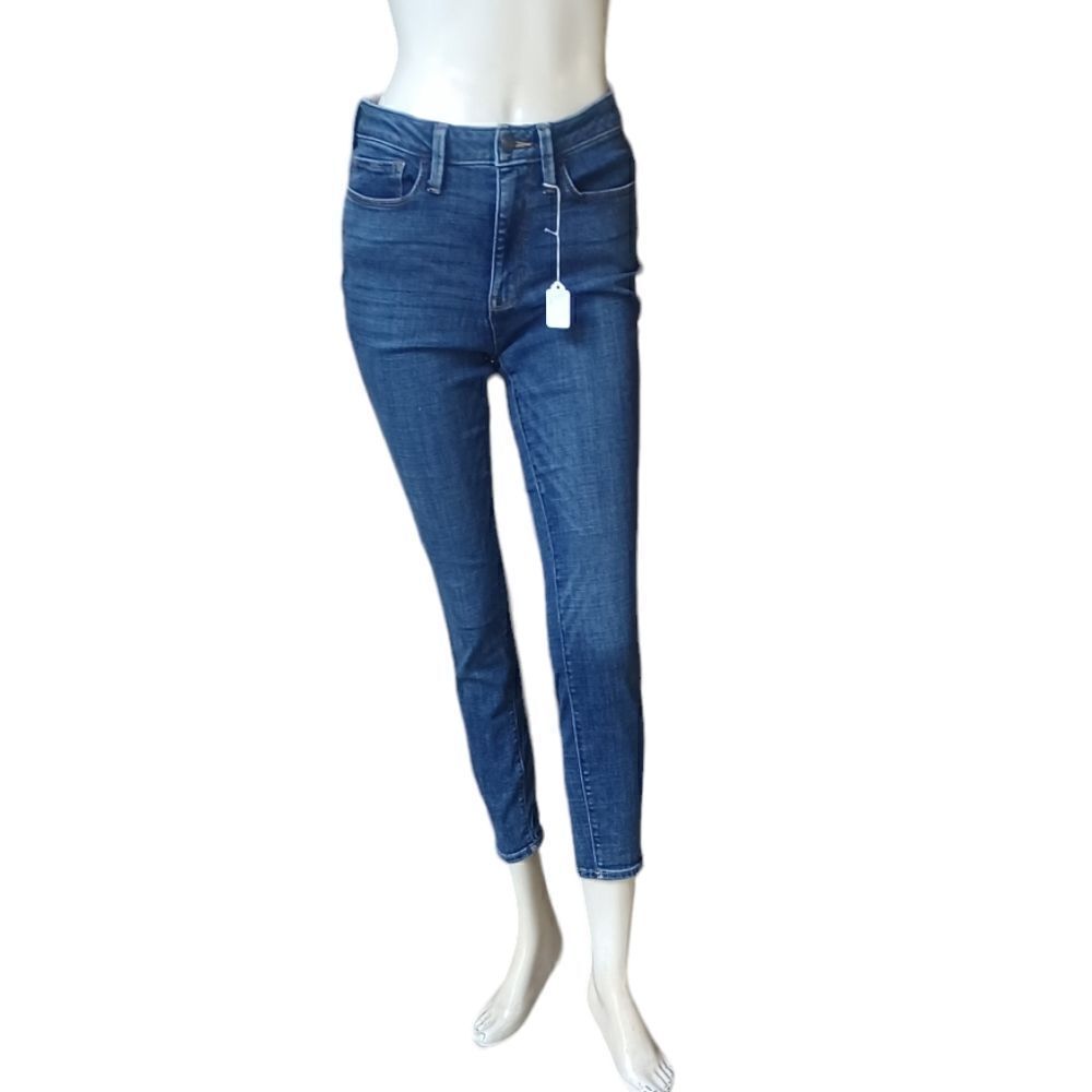 67585....Calvin Klein Skinny Jeans Size 8 25" Inseam W26" 9" Rise