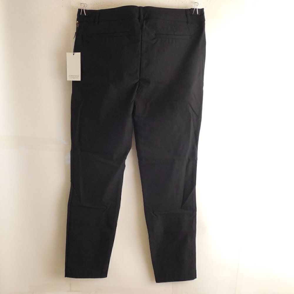 537912.....Adrienne Vittadini Slim Modern Fit Pants Size 10