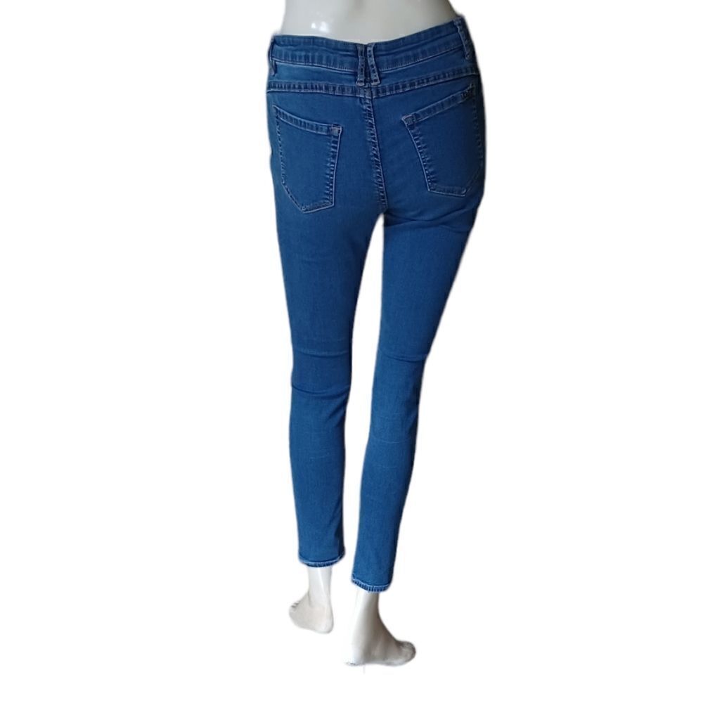 671144.....Bebe Denim Skinny Jeans Size 30, 27" Inseam 9"Rise