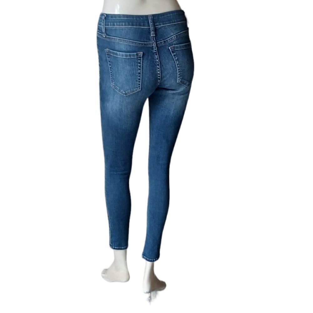 671244....Insider Jeans Size 3, W24" 26" Inseam 7 1/2"Rise