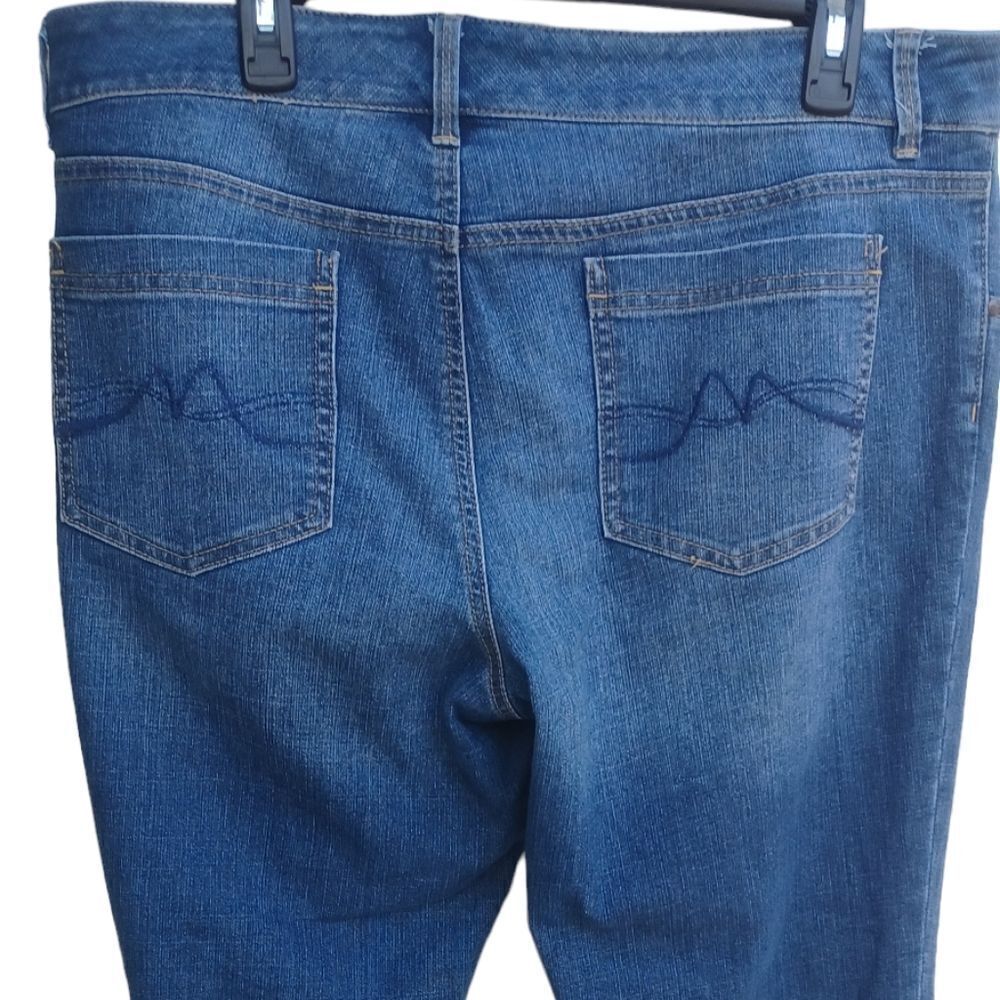 800138....NY&C Slouch Straight leg Jeans Size 14, W36" 30"Inseam 10" Rise