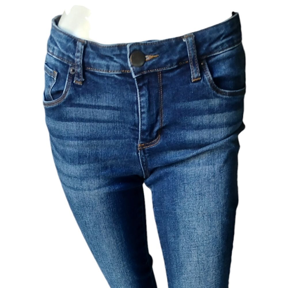7009338....STS Blue Skinny Jeans Size 27, W26" 25"Inseam 9"Rise