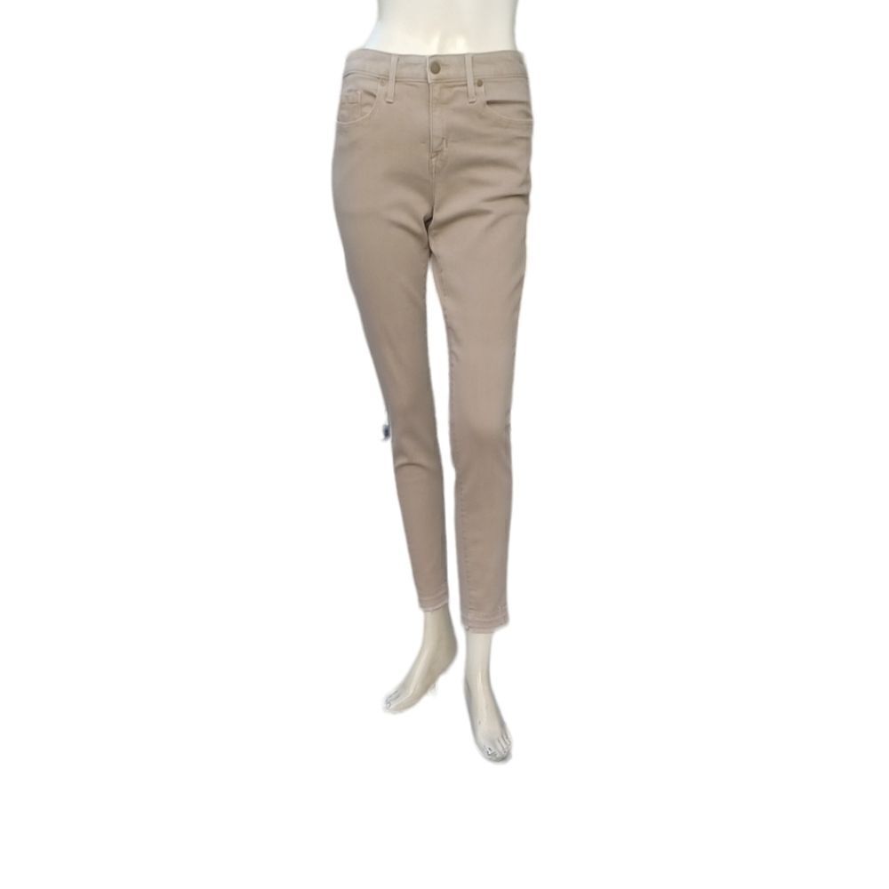 750648...Preowned Mossimo Skinny Jeans Size 6R, W28" 27"Inseam  9"Rise