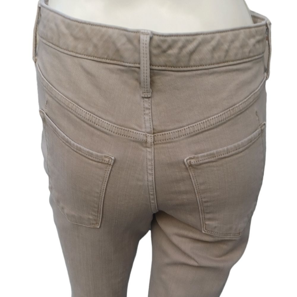 750648...Preowned Mossimo Skinny Jeans Size 6R, W28" 27"Inseam  9"Rise