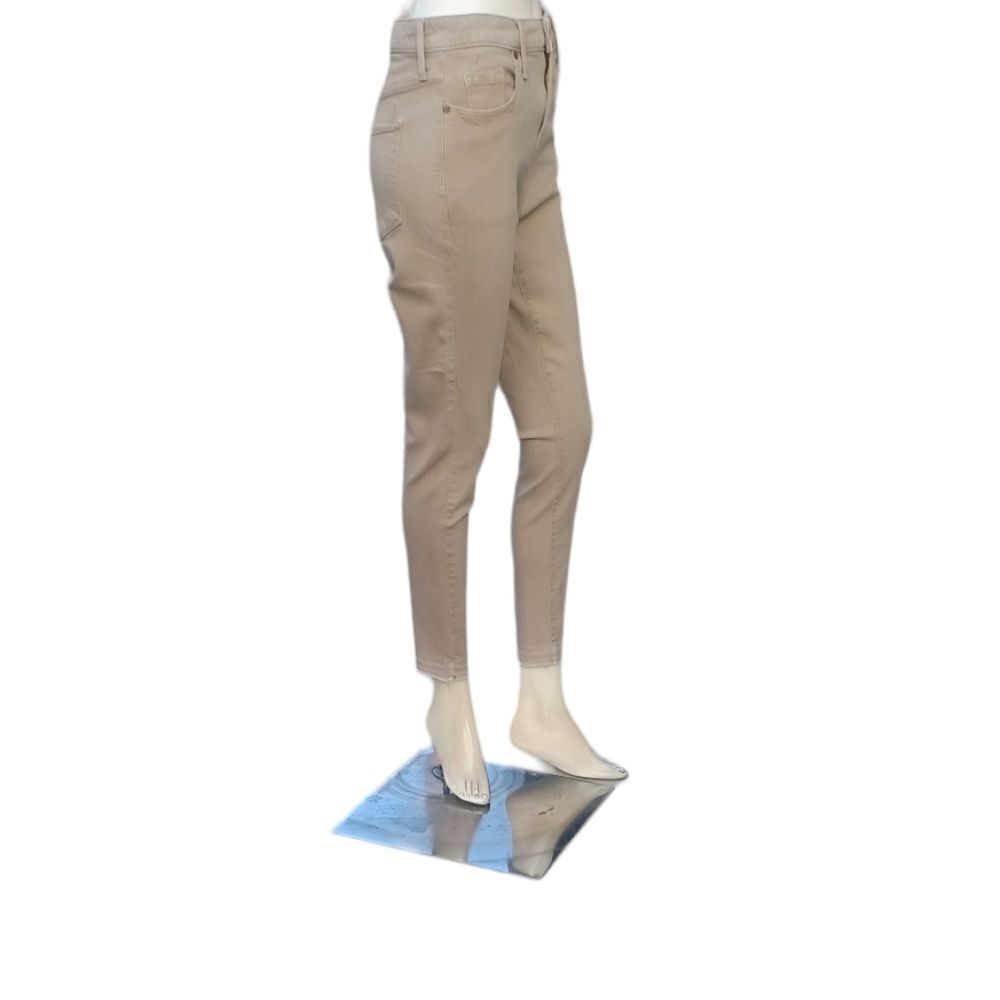 750648...Preowned Mossimo Skinny Jeans Size 6R, W28" 27"Inseam  9"Rise