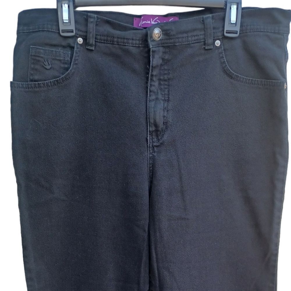 7009738.Gloria Vanderbilt BlkStraight leg Jeans Size 16, W34" 28"Inseam 11"Rise