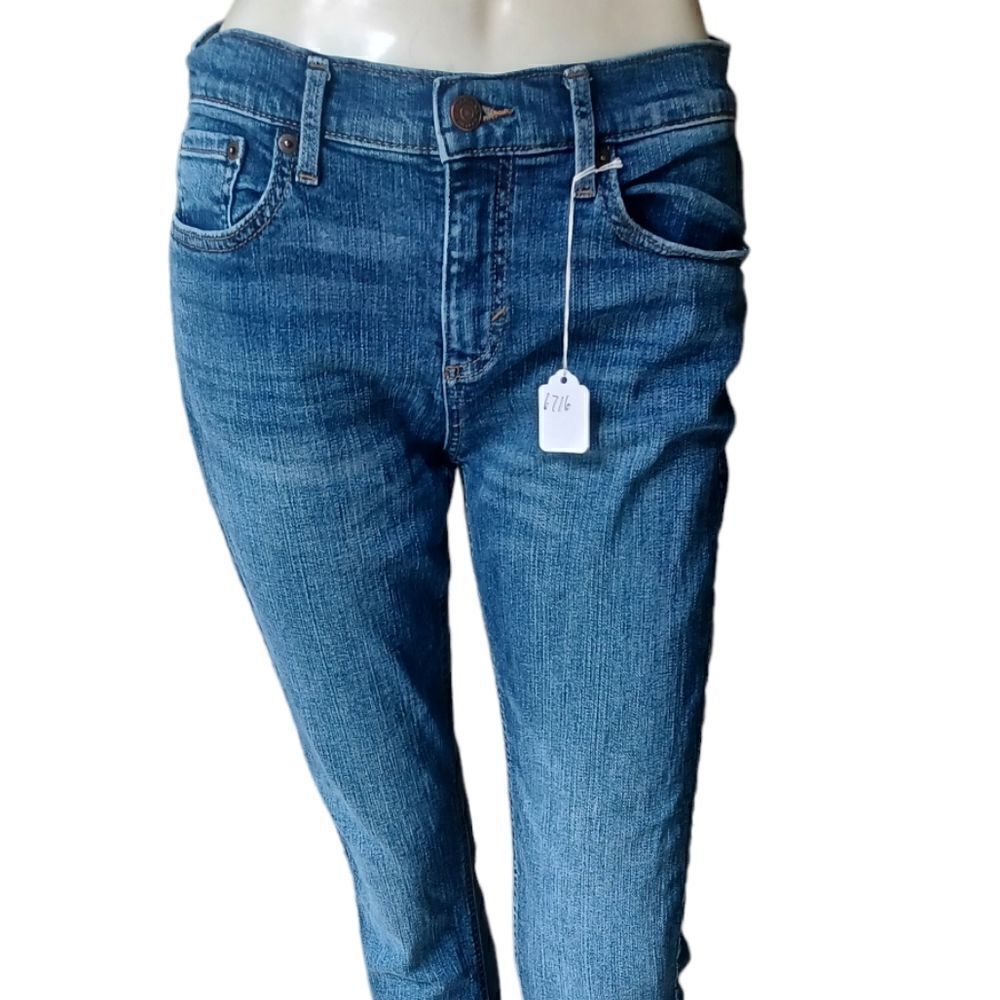 671644....Banana Republic Girlfriend Jeans Size 27/4, 8"Rise