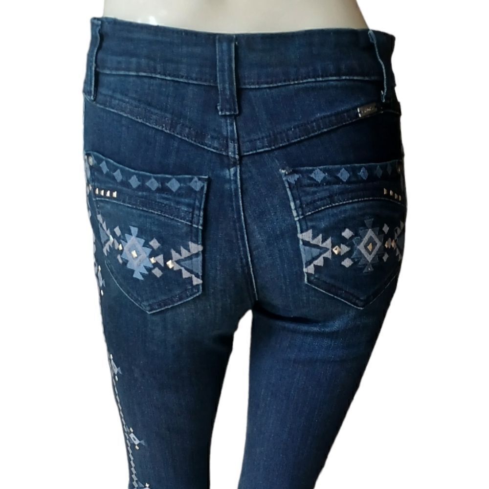 671744....INC Denim Boyfriend Jeans Size 2P, W26" 27" Inseam (Uncuffed)  8" Rise