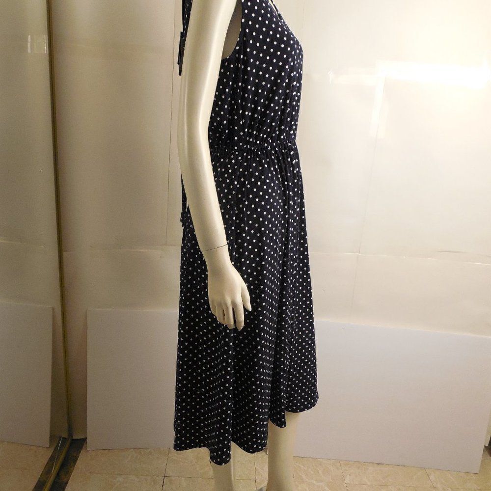 582712.....ADRIANNA PAPELL Printed Tie Neck Sleeveless Dress