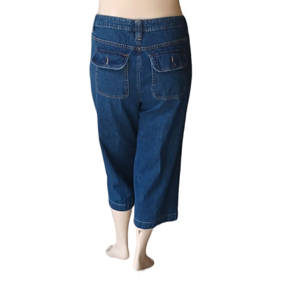 672144....Faded Glory Crop Jeans Size 16W, 20" Inseam