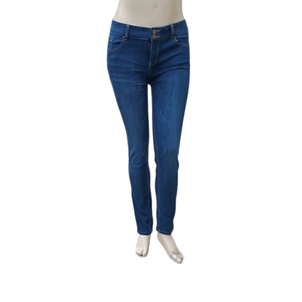 698720....Soho Skinny Jeans Size 12, W32" 31"Inseam  9"Rise