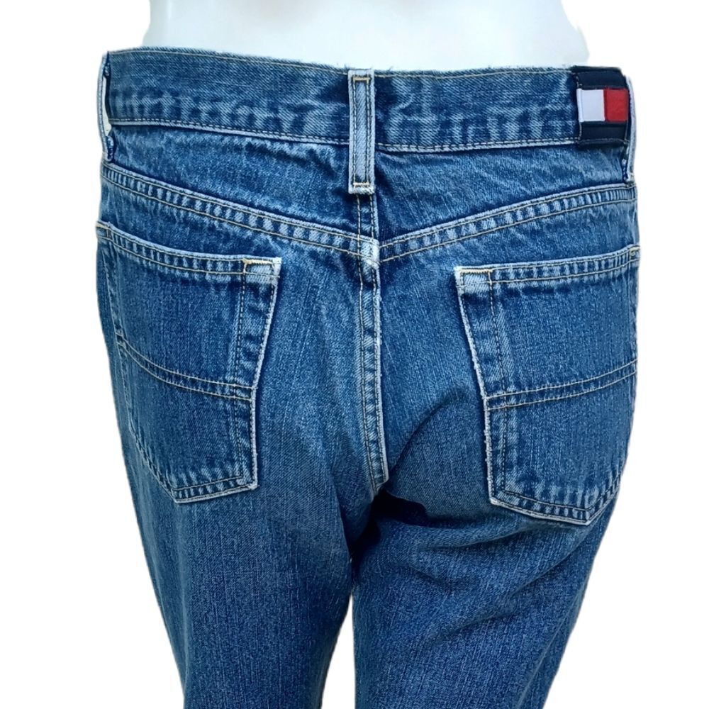 525731.......Tommy Bootcut Jeans Size 7, W28" 29 1/2"Inseam 9"Rise