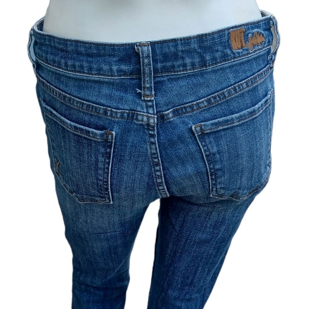 568521....Kut from the Kloth Deep Cuff Size 4, W28" 23"inseam 8"Rise
