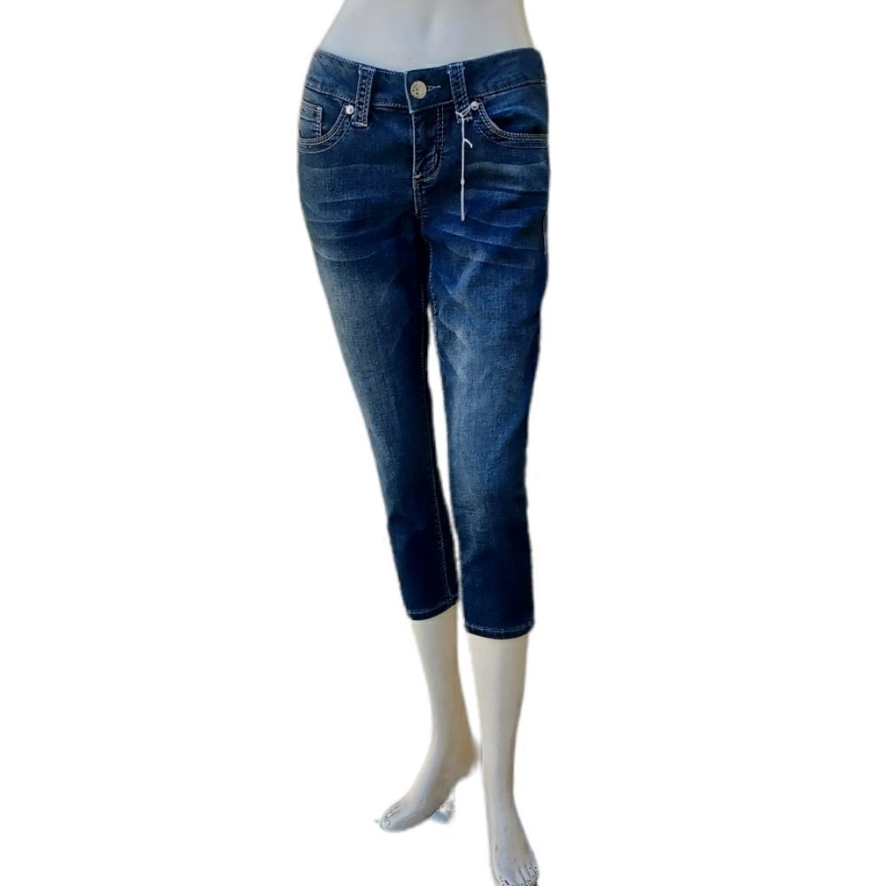 573823..Seven7 Crop Skinny Jeans Size 4,  W28" 20"Inseam 8"Rise