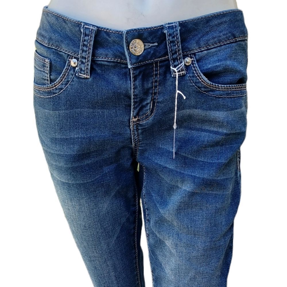 573823..Seven7 Crop Skinny Jeans Size 4,  W28" 20"Inseam 8"Rise