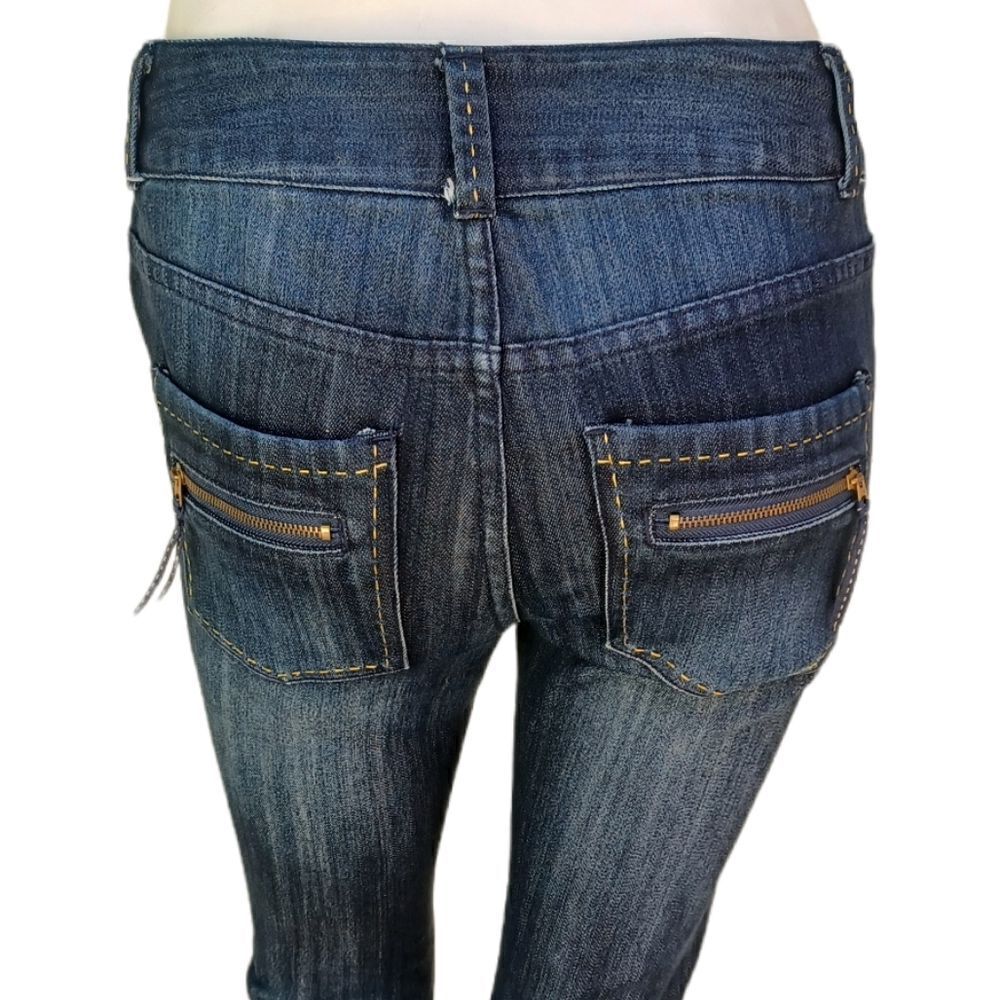 574212...INC Denim Jeans Size 0P, W26" 27Inseam  7 1/2" Rise
