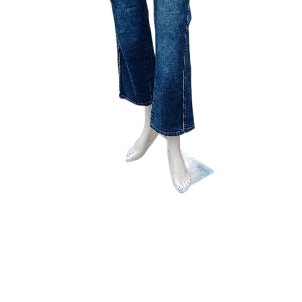 567030.....JLO Collection Bootcut Jeans Size 9, W28"  26"Inseam  8"Rise