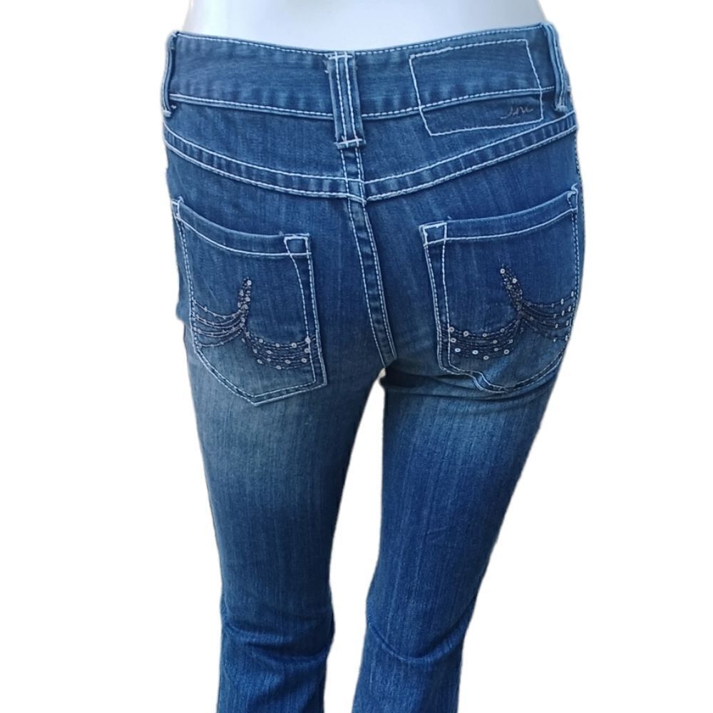 574423....INC Denim Regular Fit Bootleg Jeans Size 0P, W26" 28"Inseam  7"Rise