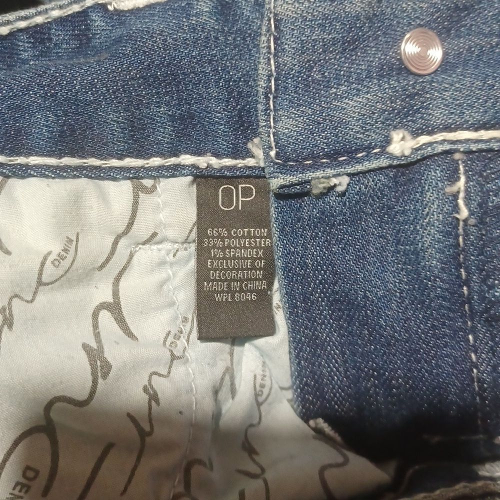 574423....INC Denim Regular Fit Bootleg Jeans Size 0P, W26" 28"Inseam  7"Rise