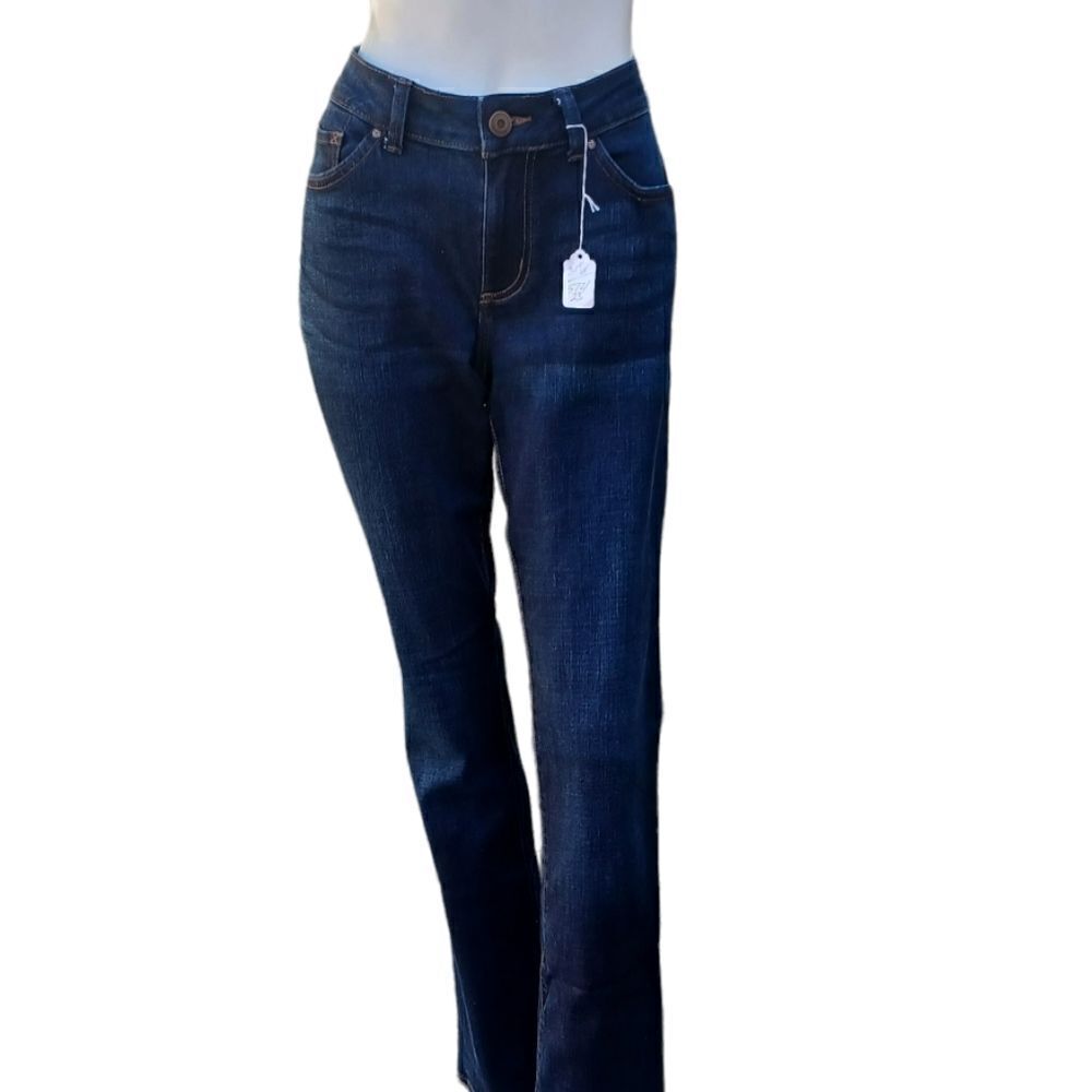 572123..Lee Modern Series Curvy Bootcut Jeans W31", 32"Inseam 9"Rise