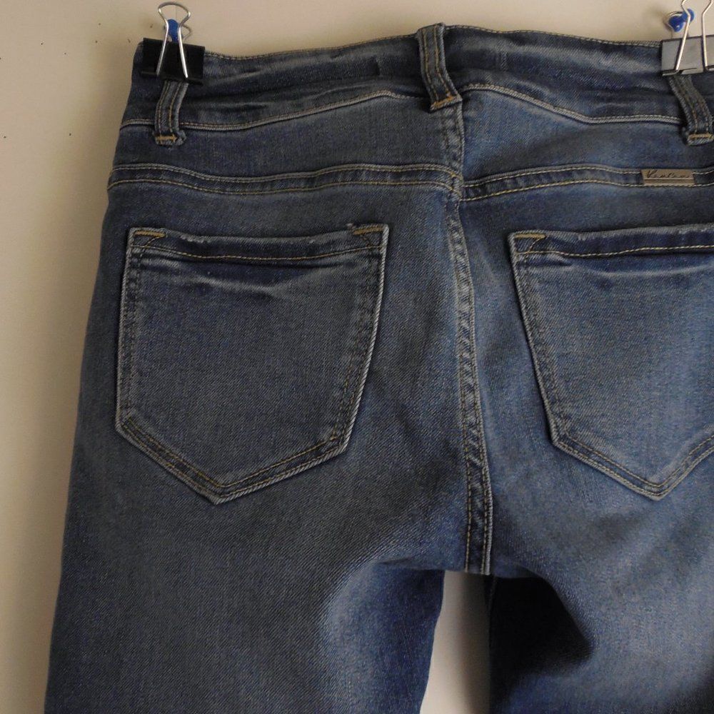 577023...Kancan Skinny Jeans Size W1 24, 28"Inseam  8"Rise