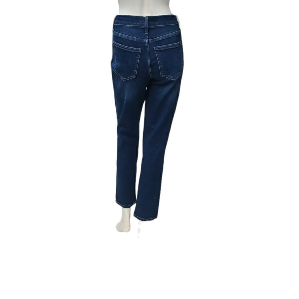 701418....Universal Thread Straight leg Jeans Size 6/28,  8" Rise