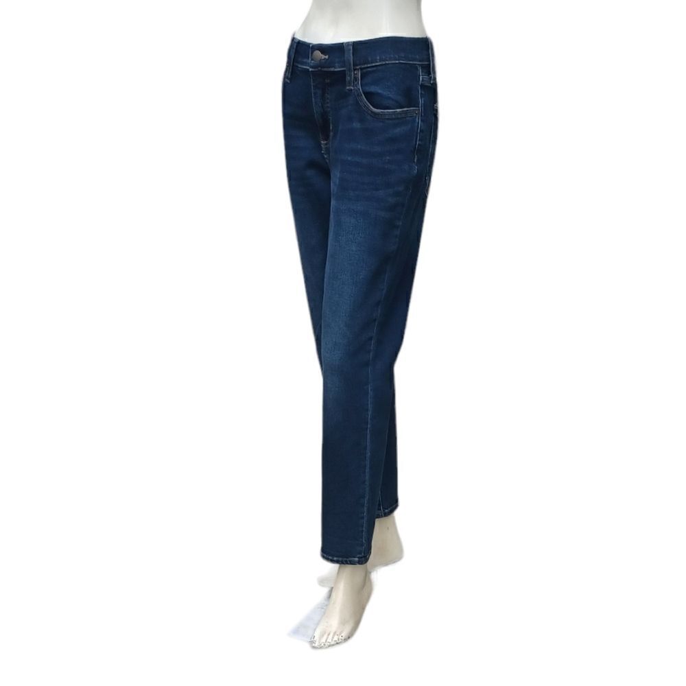 701418....Universal Thread Straight leg Jeans Size 6/28,  8" Rise