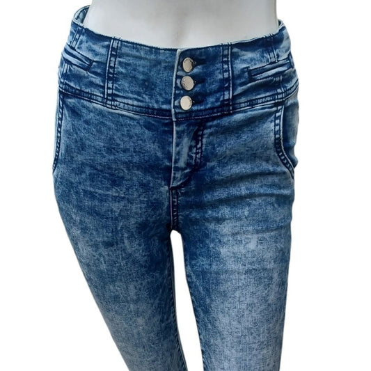8103.....bebe Skinny Jeans Size 26, W22" 24"Inseam  9"Inseam