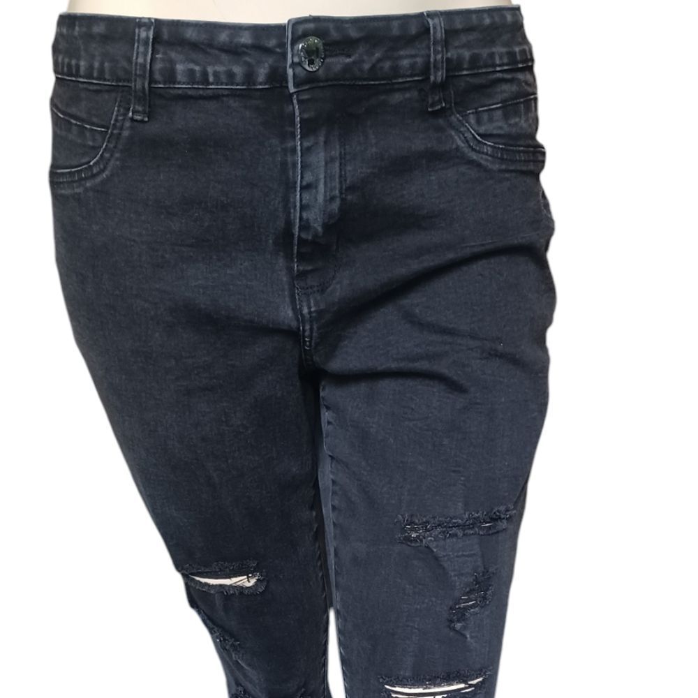 8105...Chic Denim Jeans Size 16, W34" 27"Inseam  11"Rise