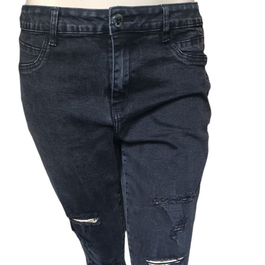 8105...Chic Denim Jeans Size 16, W34" 27"Inseam  11"Rise