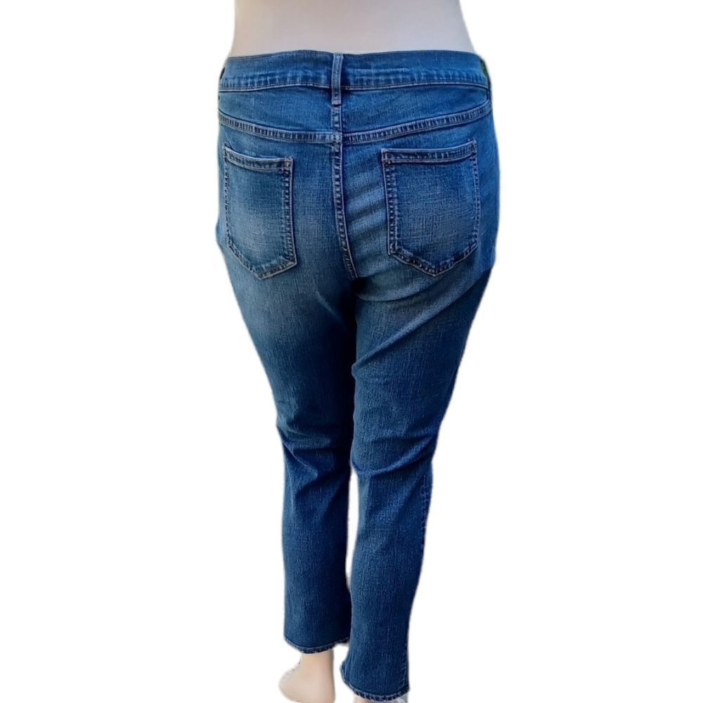 579725..Old Navy Boyfriend Jeans Size 16R, 41"W, 26" Inseam, 9"Rise