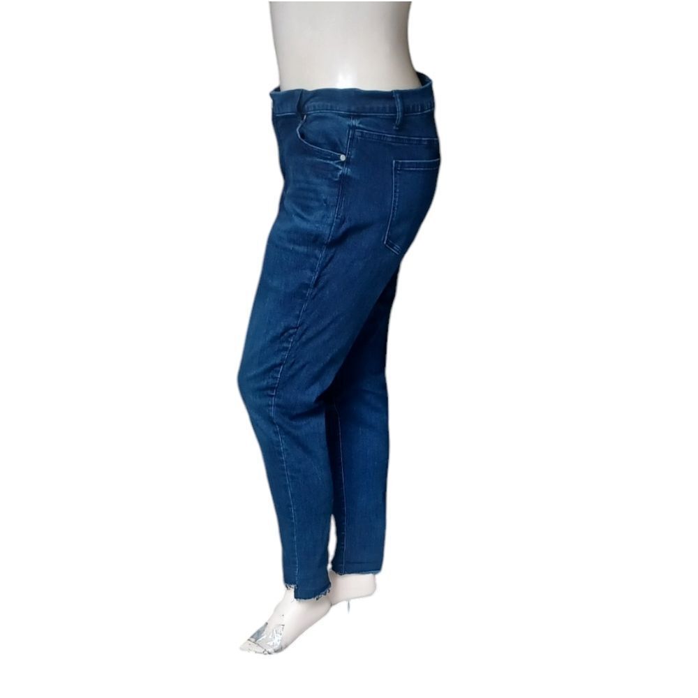 8108....Simply Vera Skinny Jeans Size 18