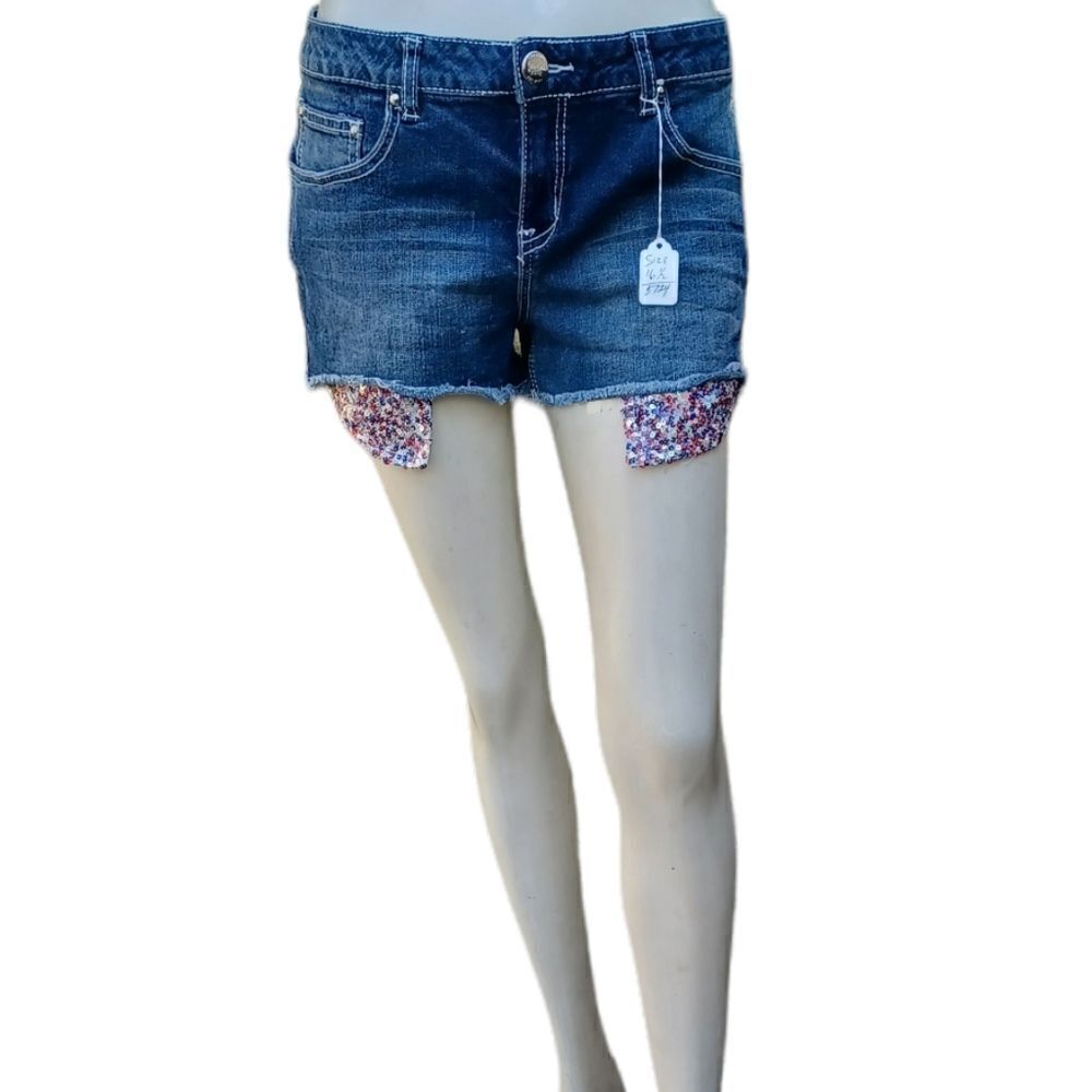 572422....Justice Premium Shorts Size 16-1/2, Measured 33" Waist